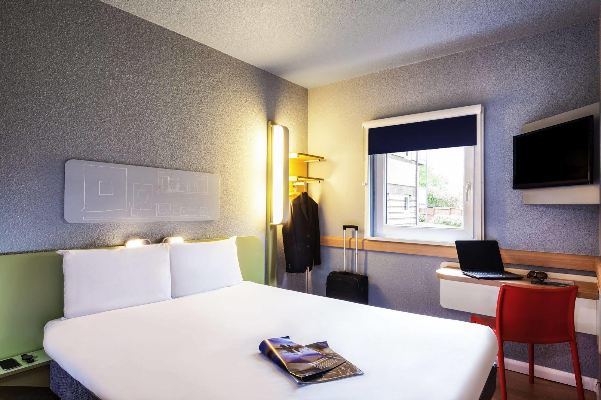 Ibis Budget Pouilly-En-Auxois Exterior foto