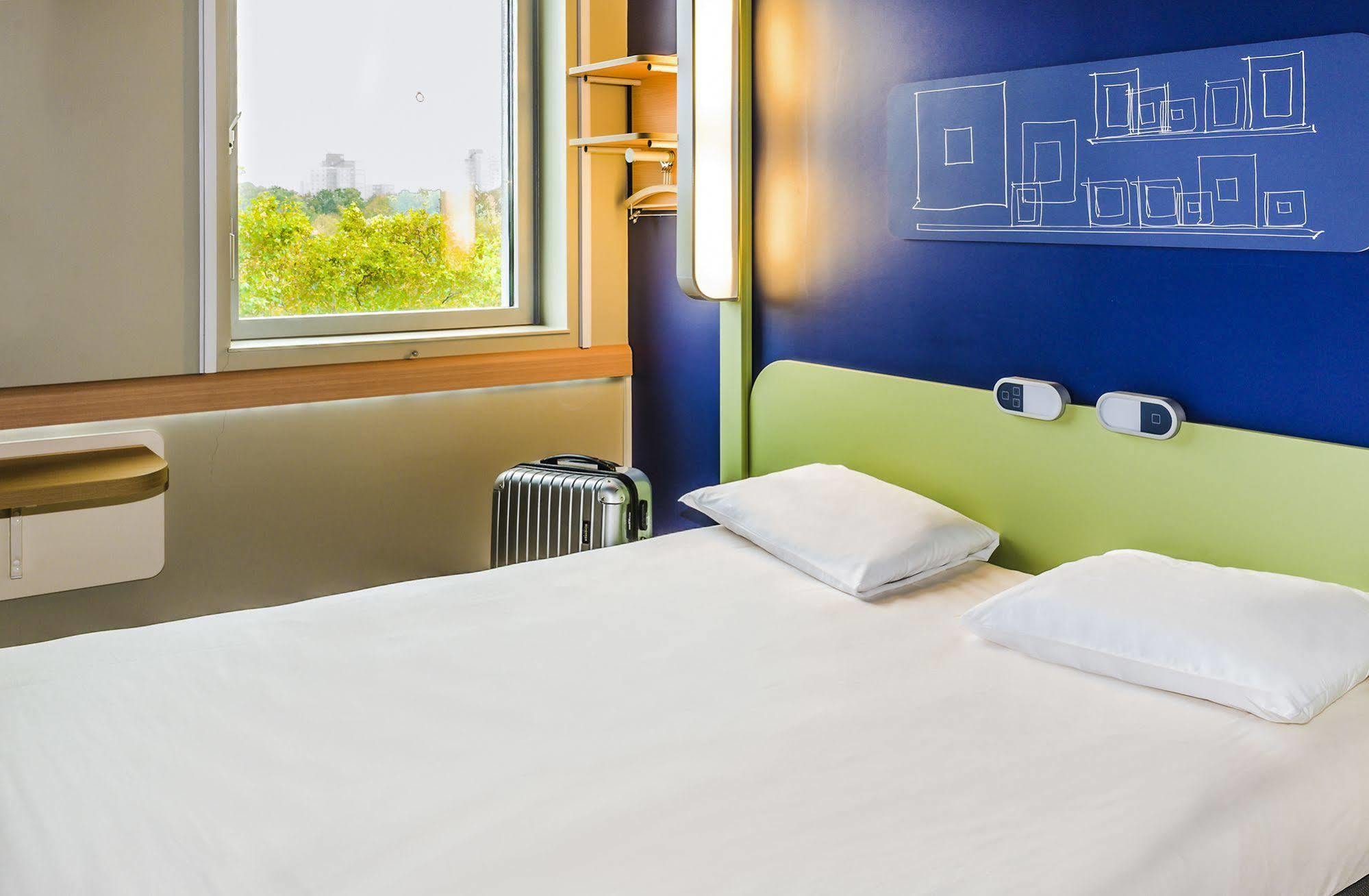 Ibis Budget Pouilly-En-Auxois Exterior foto